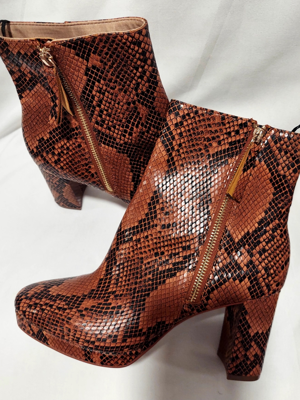 Women's Snake-Print Ankle Boots with Side Zip - Brown